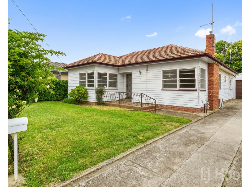 11 Albert Street, Queanbeyan NSW 2620