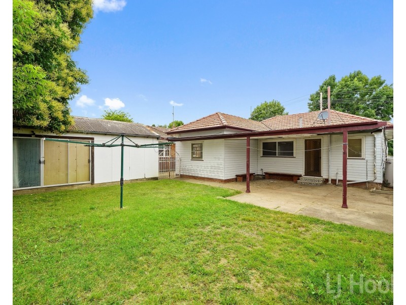 11 Albert Street, Queanbeyan NSW 2620