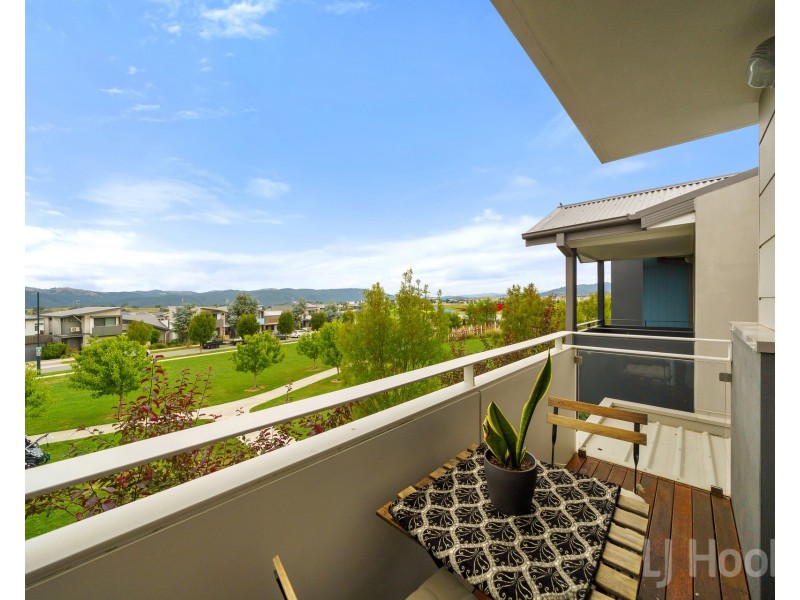 23 Lovegrove Walk, Googong NSW 2620