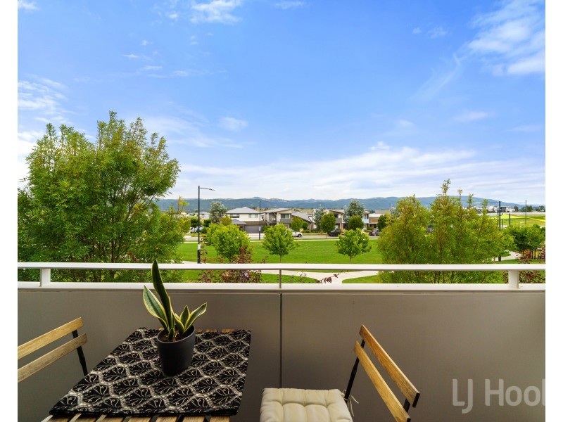 23 Lovegrove Walk, Googong NSW 2620