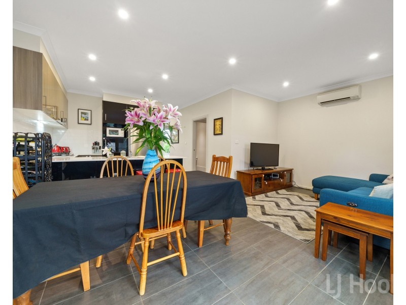 23 Lovegrove Walk, Googong NSW 2620