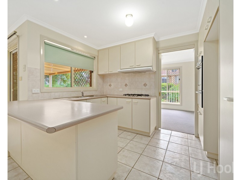 3 Carolyn Jackson Drive, Jerrabomberra NSW 2619
