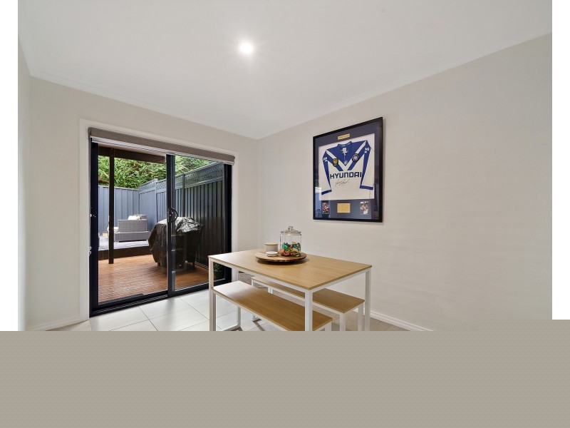 8/15 Charles Street, Queanbeyan NSW 2620