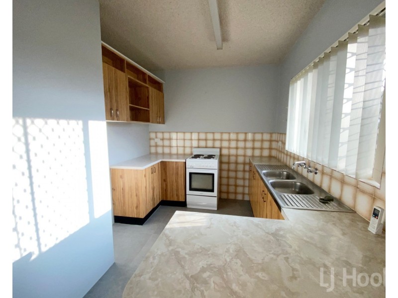 1/12 Gilmore Place, Queanbeyan West NSW 2620