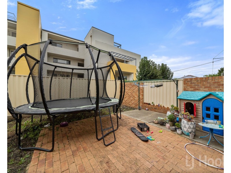 3/25 Uriarra Road, Queanbeyan NSW 2620