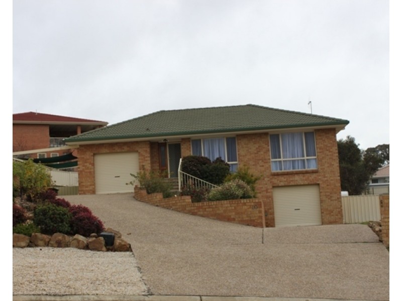 10 Marilyn Street, Queanbeyan NSW 2620