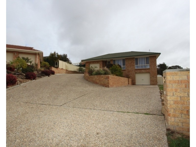 10 Marilyn Street, Queanbeyan NSW 2620