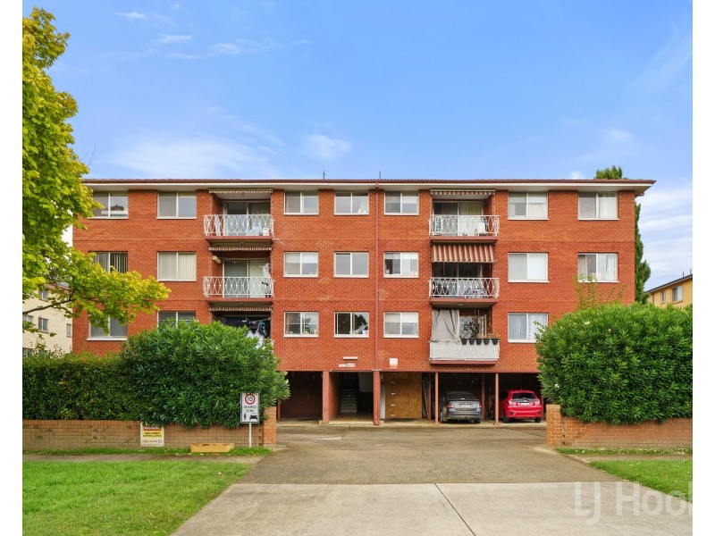 7/56 Trinculo Place, Queanbeyan East NSW 2620