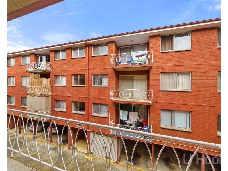 7/56 Trinculo Place, Queanbeyan East NSW 2620