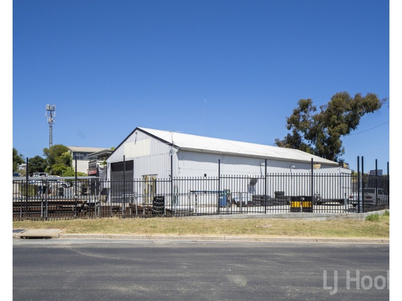 3/5 Gregory Street, Queanbeyan West NSW 2620