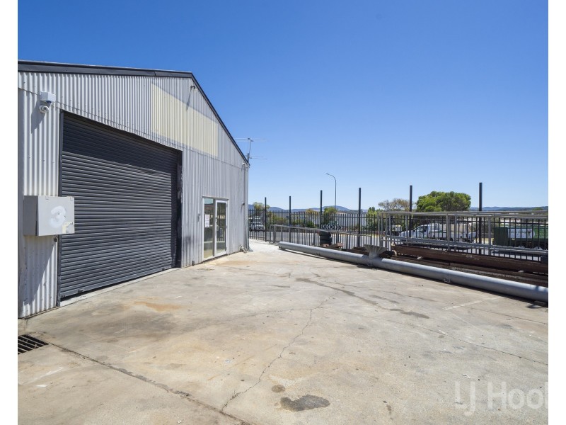 3/5 Gregory Street, Queanbeyan West NSW 2620