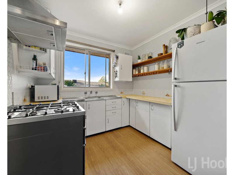 7 Queenbar Road, Karabar NSW 2620