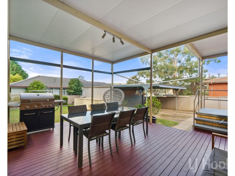 7 Queenbar Road, Karabar NSW 2620