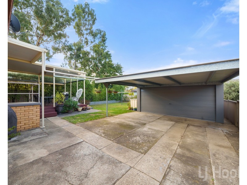 7 Queenbar Road, Karabar NSW 2620