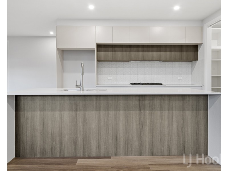 1 Heazlett Street, Googong NSW 2620