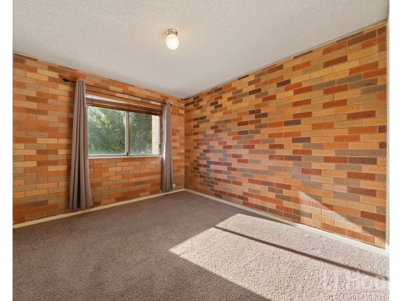 1/17 Mowatt Street, Queanbeyan East NSW 2620