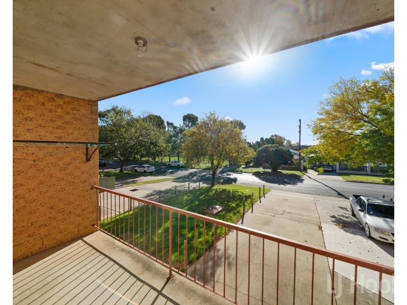 1/17 Mowatt Street, Queanbeyan East NSW 2620