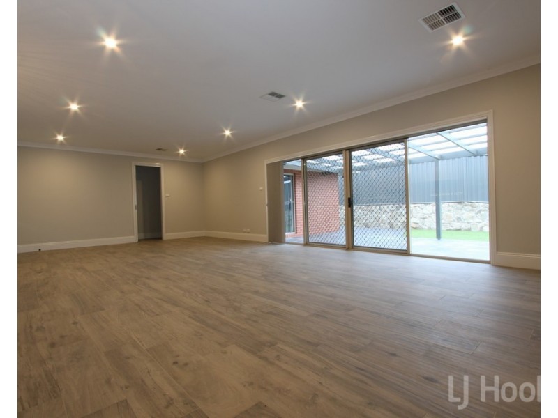 3 Baxter Loop, Googong NSW 2620