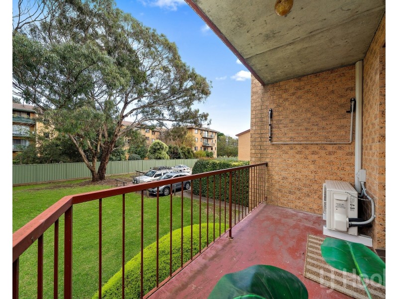 14/17 Mowatt Street, Queanbeyan East NSW 2620