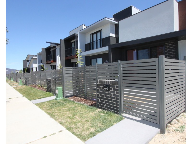 2/275 Gorman Drive, Googong NSW 2620
