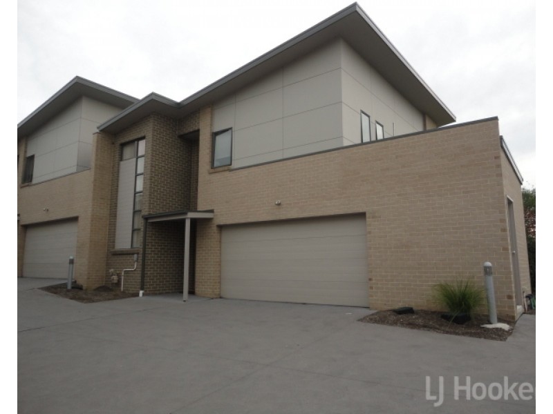 7/19 Henderson Road, Queanbeyan NSW 2620