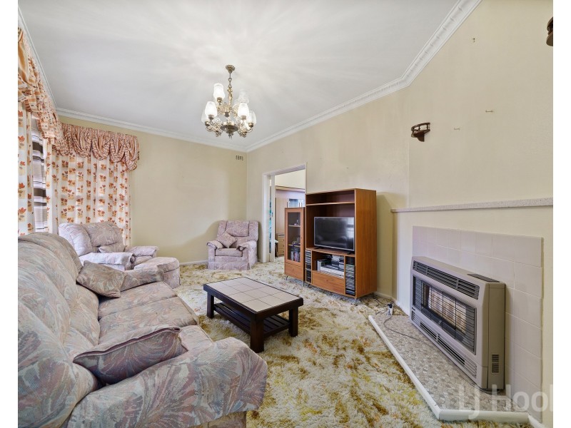 26 Agnes Avenue, Queanbeyan NSW 2620