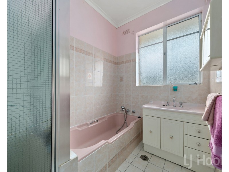 26 Agnes Avenue, Queanbeyan NSW 2620