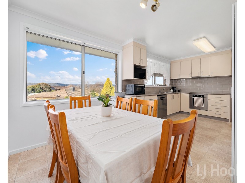 11 Cascade Street, Crestwood NSW 2620