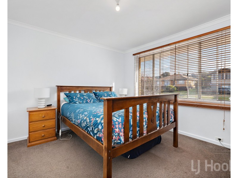 11 Cascade Street, Crestwood NSW 2620