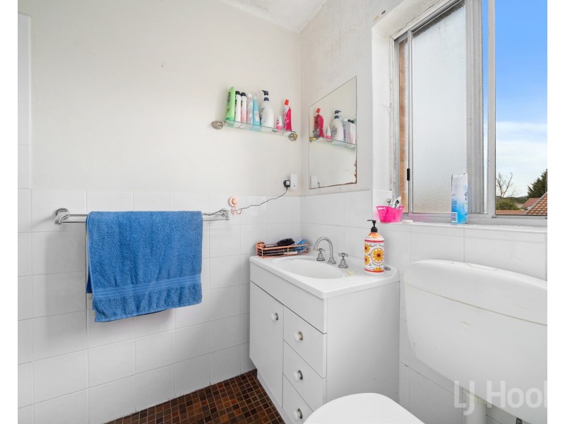 14/18 Booth Street, Queanbeyan East NSW 2620