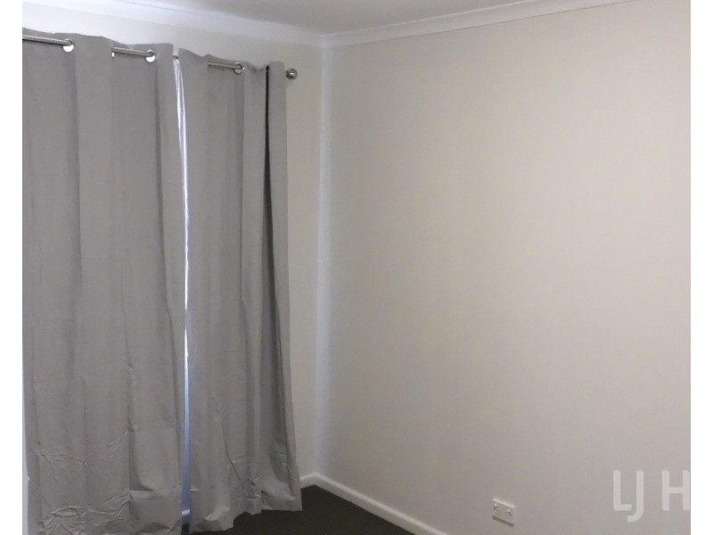 2/76 Tharwa Road, Queanbeyan NSW 2620