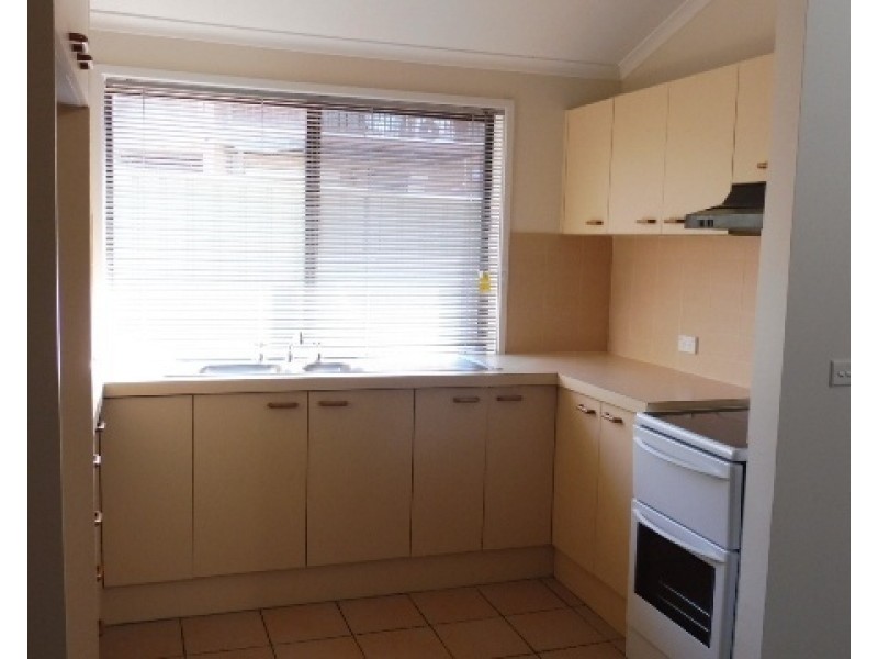 6/14 Hakea Street, Queanbeyan NSW 2620