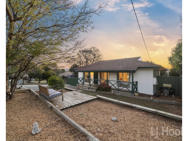 9 Jordan Place, Queanbeyan West NSW 2620