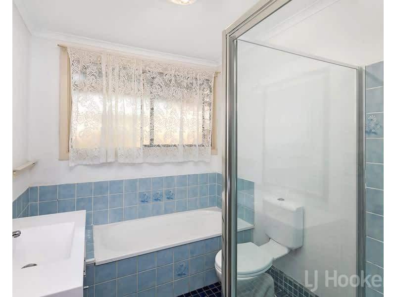 14 Sassafras Crescent, Queanbeyan NSW 2620