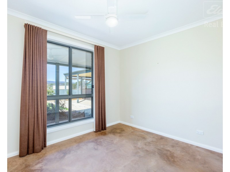 86 Neils Creek Road, Bungendore NSW 2621