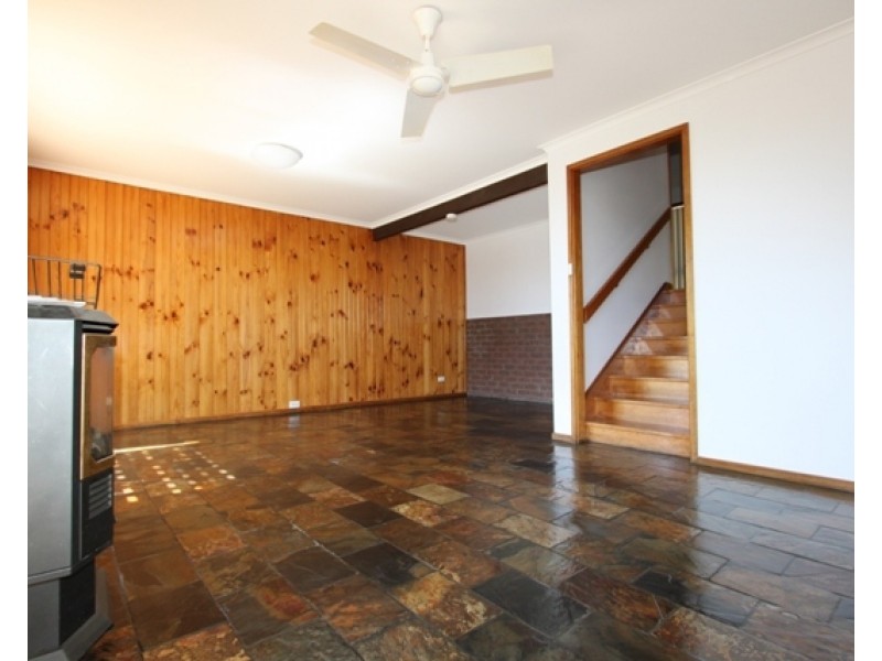 4 Cantle Place, Queanbeyan NSW 2620