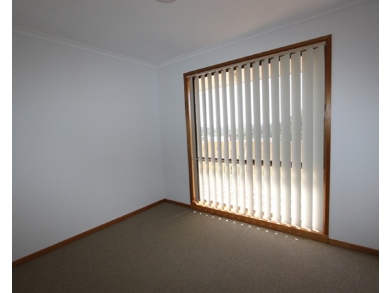 4 Cantle Place, Queanbeyan NSW 2620