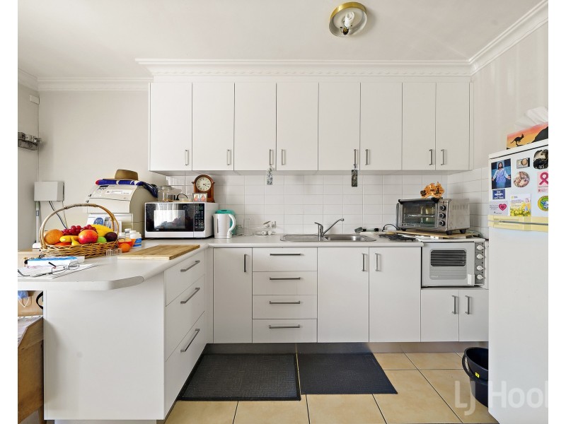 15/124 Henderson Road, Crestwood NSW 2620