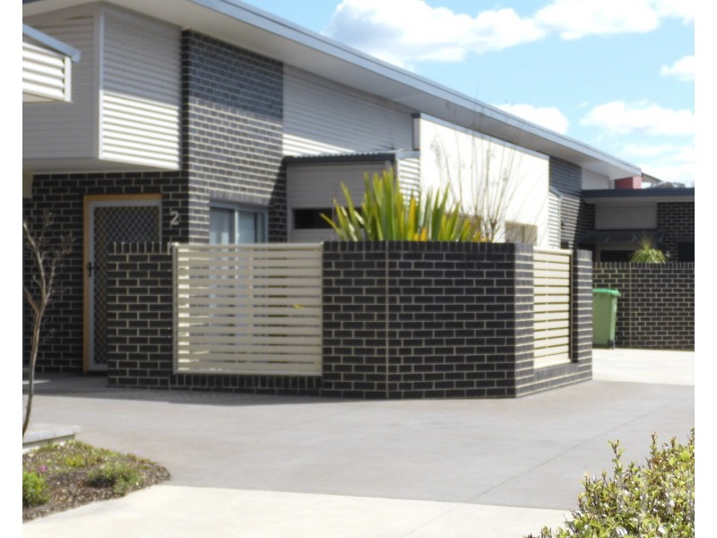 2/107 Campbell Street, Queanbeyan NSW 2620