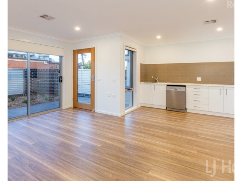 2/107 Campbell Street, Queanbeyan NSW 2620
