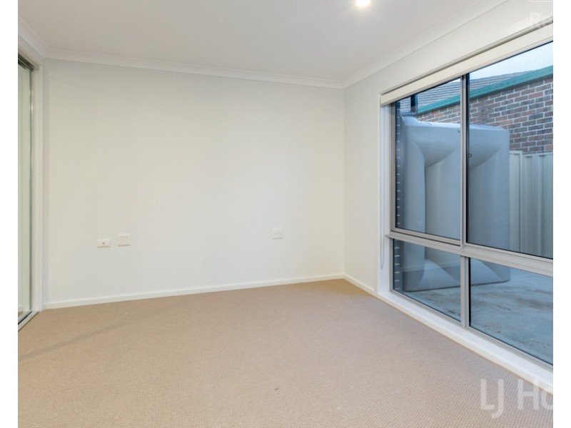 2/107 Campbell Street, Queanbeyan NSW 2620