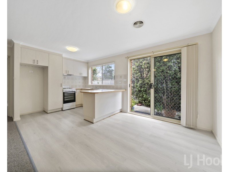5/1-7 Torpy Place, Jerrabomberra NSW 2619