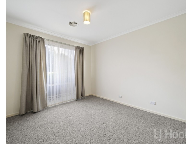 5/1-7 Torpy Place, Jerrabomberra NSW 2619
