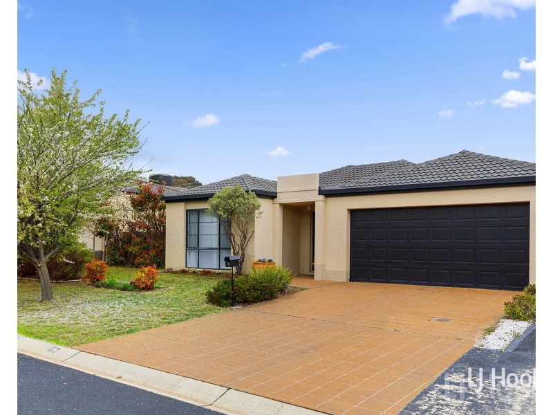 18 Tooroonga Crescent, Jerrabomberra NSW 2619