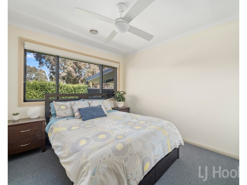 51 Bluestone Gardens, Jerrabomberra NSW 2619