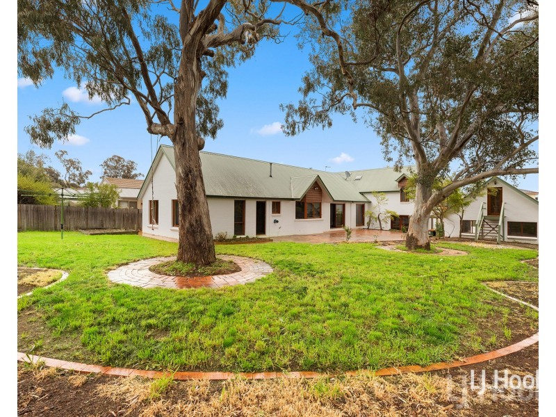 7 Forest Drive, Jerrabomberra NSW 2619