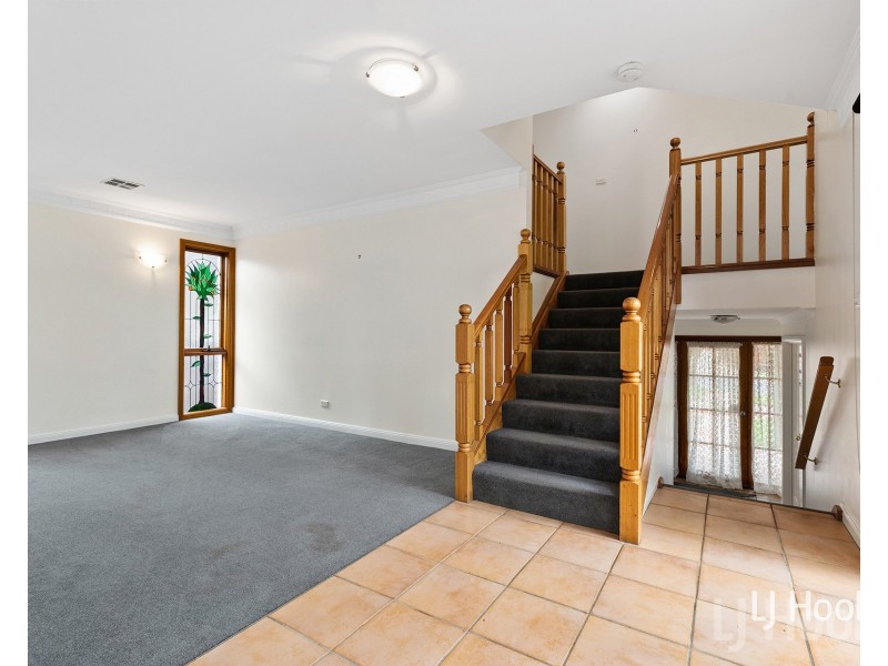 7 Forest Drive, Jerrabomberra NSW 2619