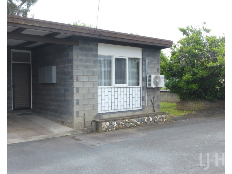 1/45 Atkinson Street, Queanbeyan NSW 2620