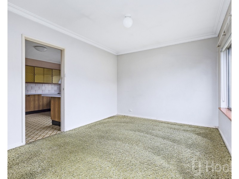 25 Christopher Crescent, Karabar NSW 2620