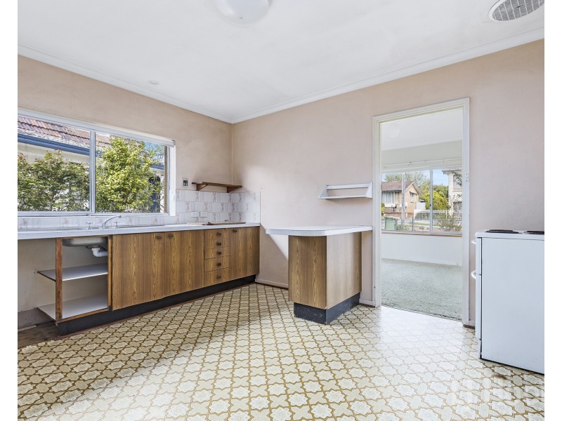 25 Christopher Crescent, Karabar NSW 2620